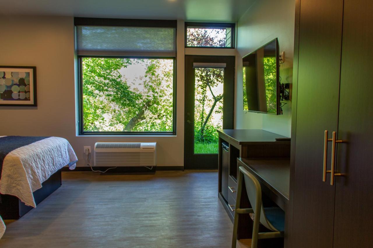 Watershed Hotel Sheboygan Esterno foto