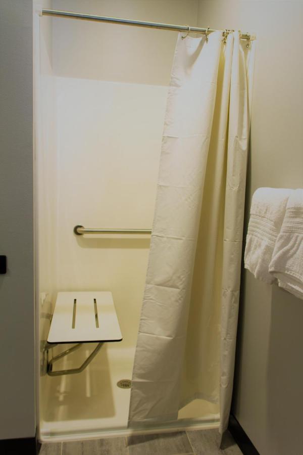 Watershed Hotel Sheboygan Esterno foto